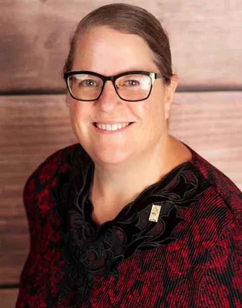 Financial Education and Volunteerism | First Commonwealth Bank